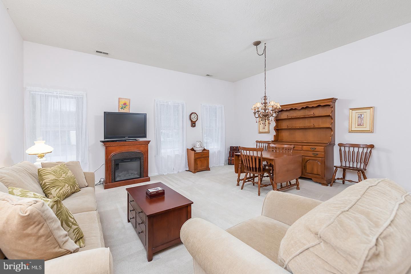 749 Trinidad Boulevard Williamstown, NJ 08094 - Photo 8 of 18