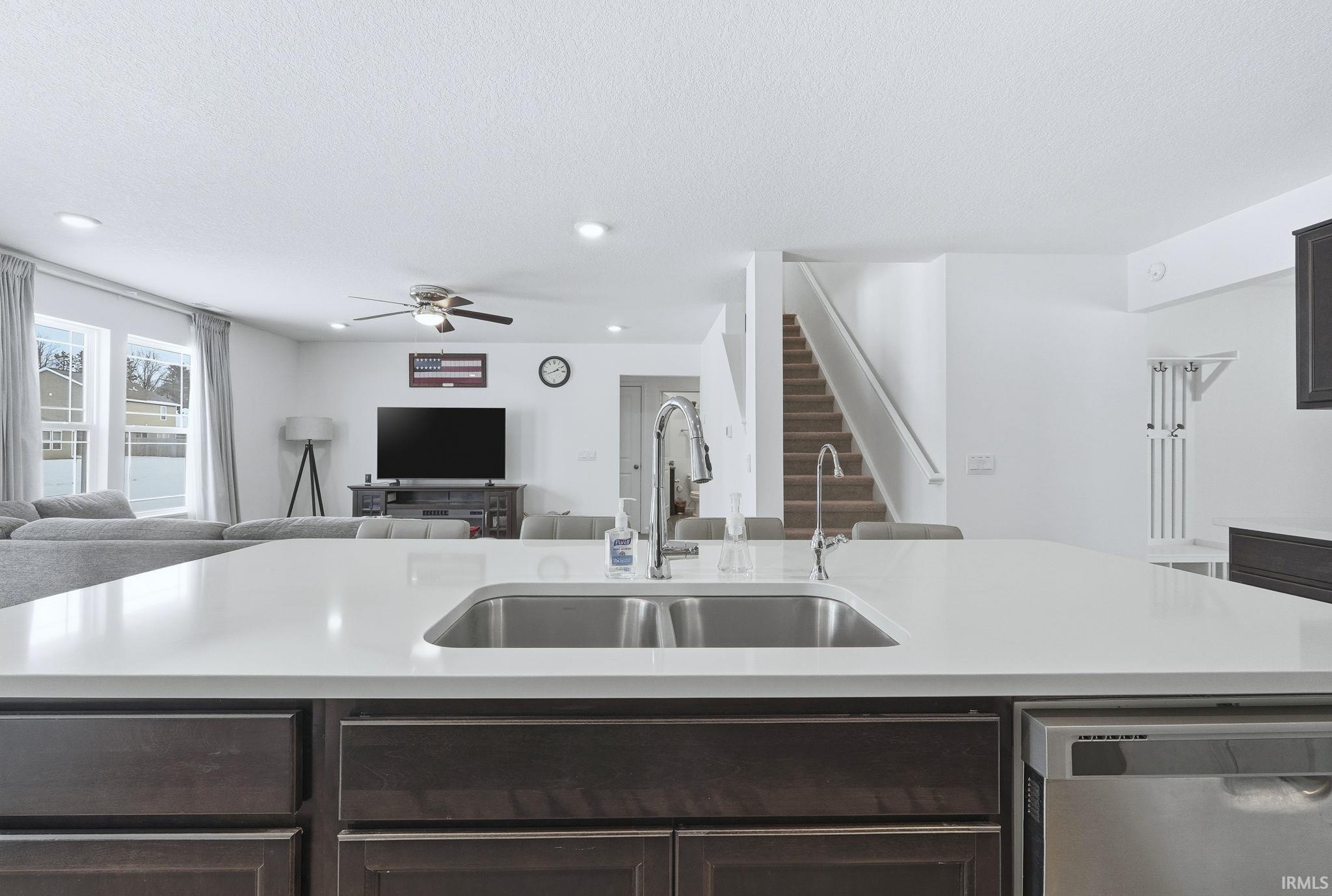 1224 Mount Isa Place Fort Wayne, IN 46845 - Photo 9 of 35