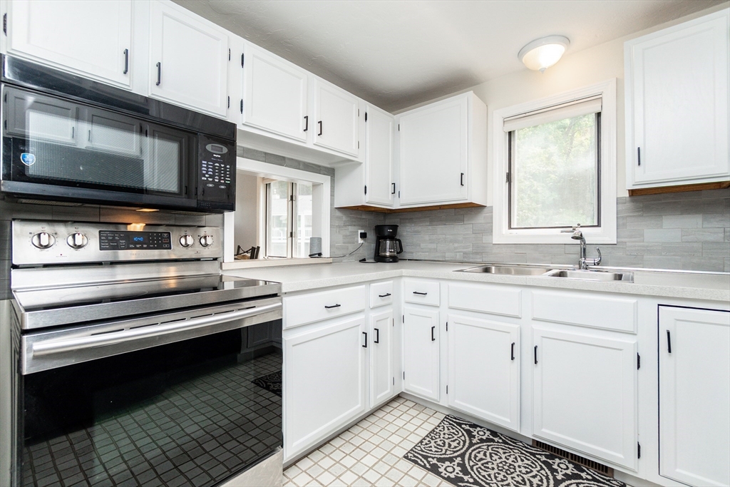 24 Coventry Road, Unit 24 Grafton, MA 01519 - Photo 3 of 21 Gallery Image 3