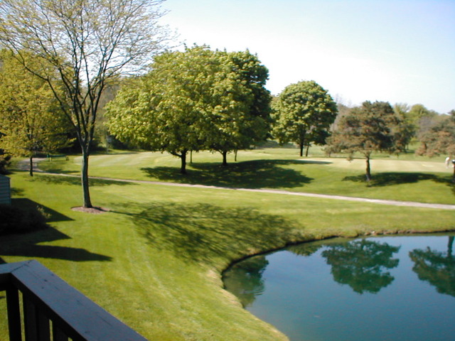 960 Shoreline Road, Unit 897 Lake Barrington, IL 60010 - Photo 9 of 12 Gallery Image 9