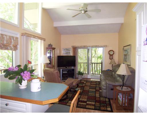 33 Griffith Road North Kingstown, RI 02874 - Photo 4 of 15 Den/Family/Great Room.