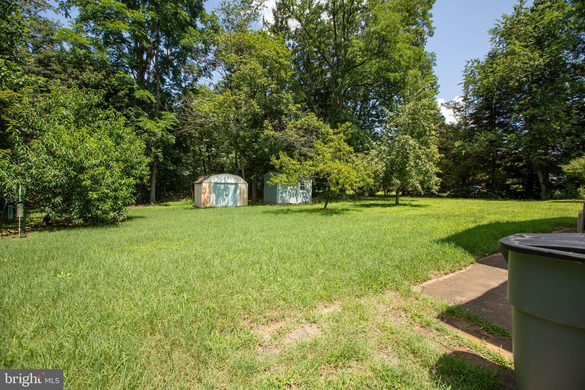 752 Groveville Road Hamilton, NJ 08620 - Photo 28 of 33 a house view with a garden space