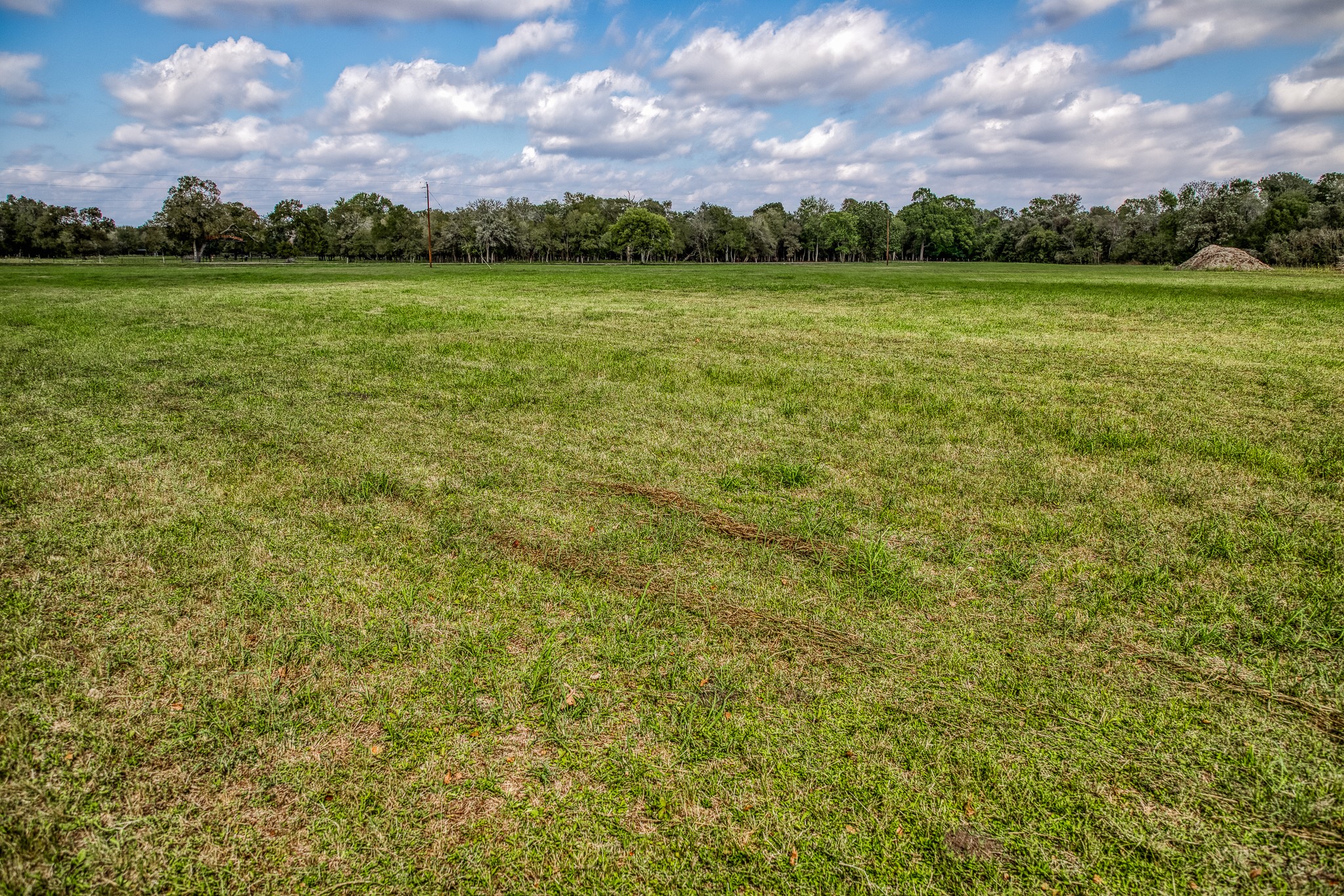 5 Sun Oil Road Brenham, TX 77833 - Photo 16 of 28 a view of a city