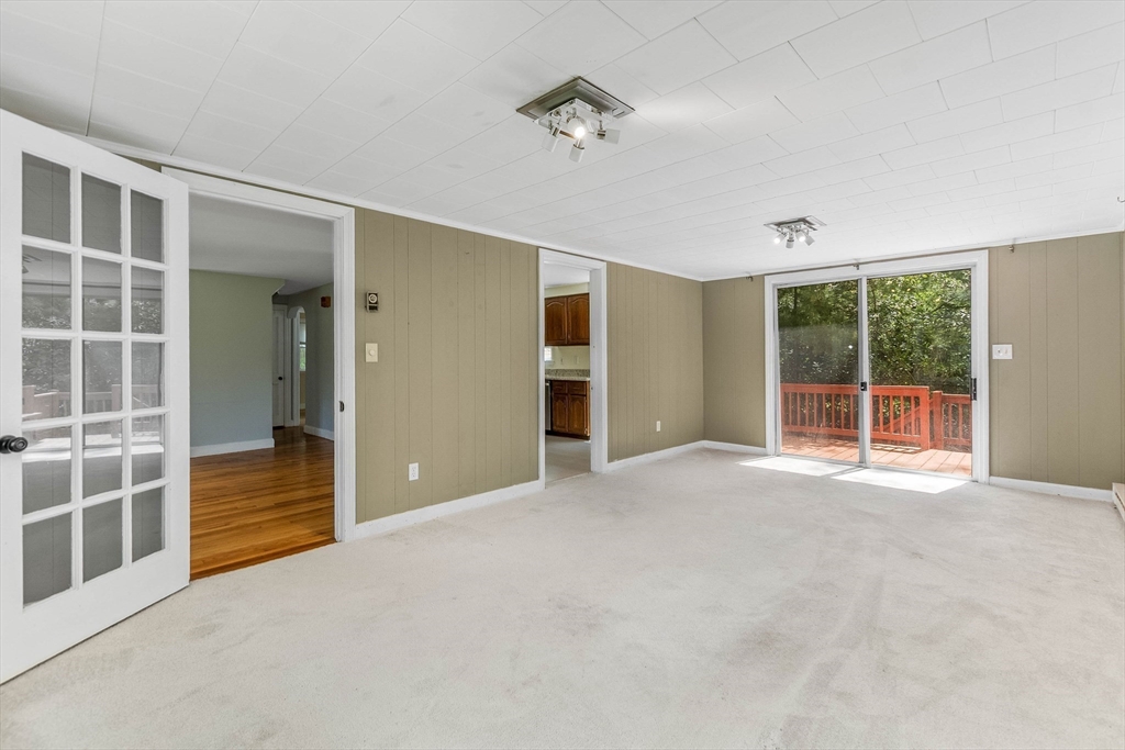 42 Stoughton Road Dedham, MA 02026 - Photo 10 of 29 Gallery Image 10