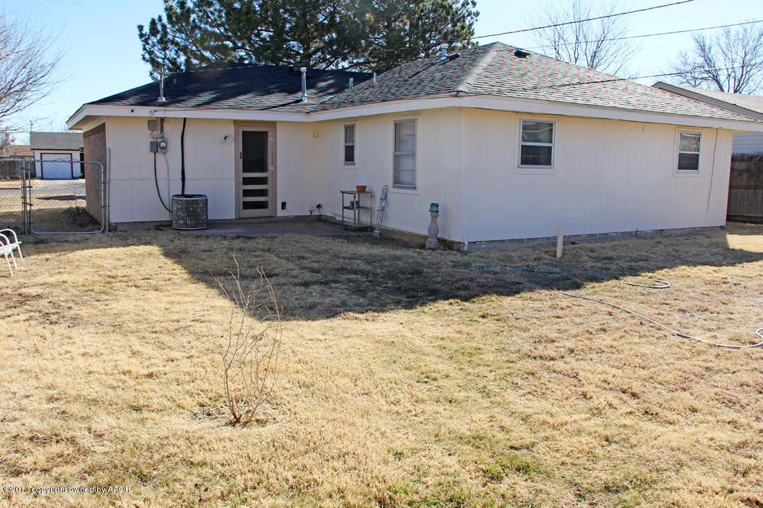 5324 Allen Street Amarillo, TX 79110 - Photo 22 of 24 a view of a white house