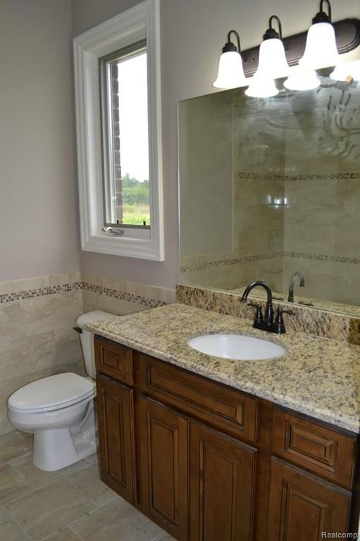 11550 Erin's Way Romeo, MI 48065 - Photo 15 of 32