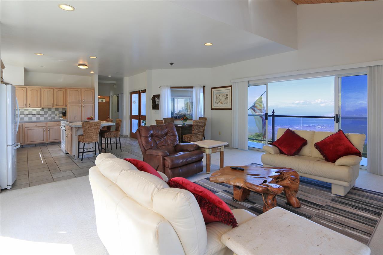 1415 Middle Road Kula, HI 96790 - Photo 3 of 30 a living room with furniture and wooden floor