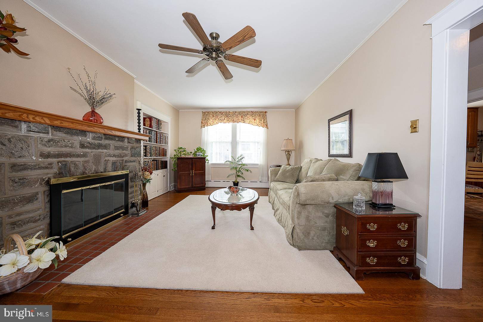 470 Gainsboro Road Drexel Hill, PA 19026 - Photo 11 of 60