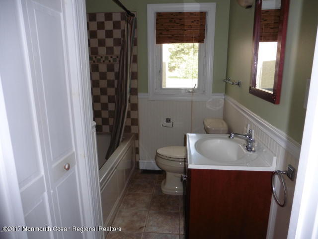 444 Georgia Tavern Road Howell, NJ 07731 - Photo 8 of 13 444bathroom