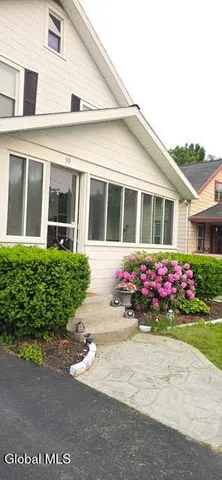 $360,000 | 59 Van Schoick Avenue, Albany, NY 12208