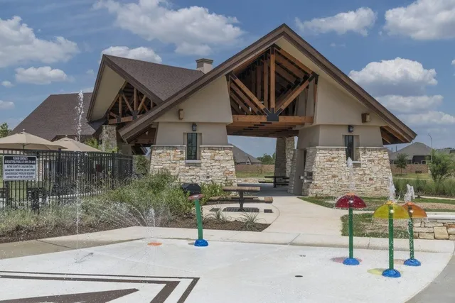 a view of house and outdoor space