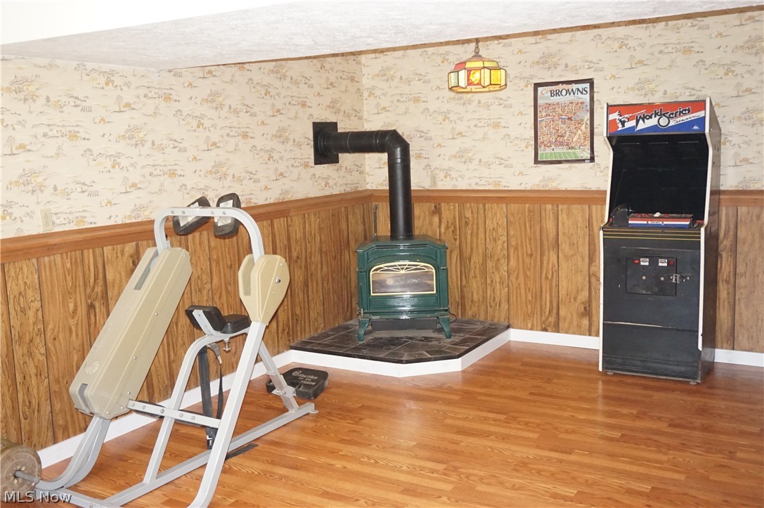 6019 New London Road Ashtabula, OH 44004 - Photo 17 of 47 Lower level large room for anything... work out room, media room, toy room, man cave, extra lving suite.