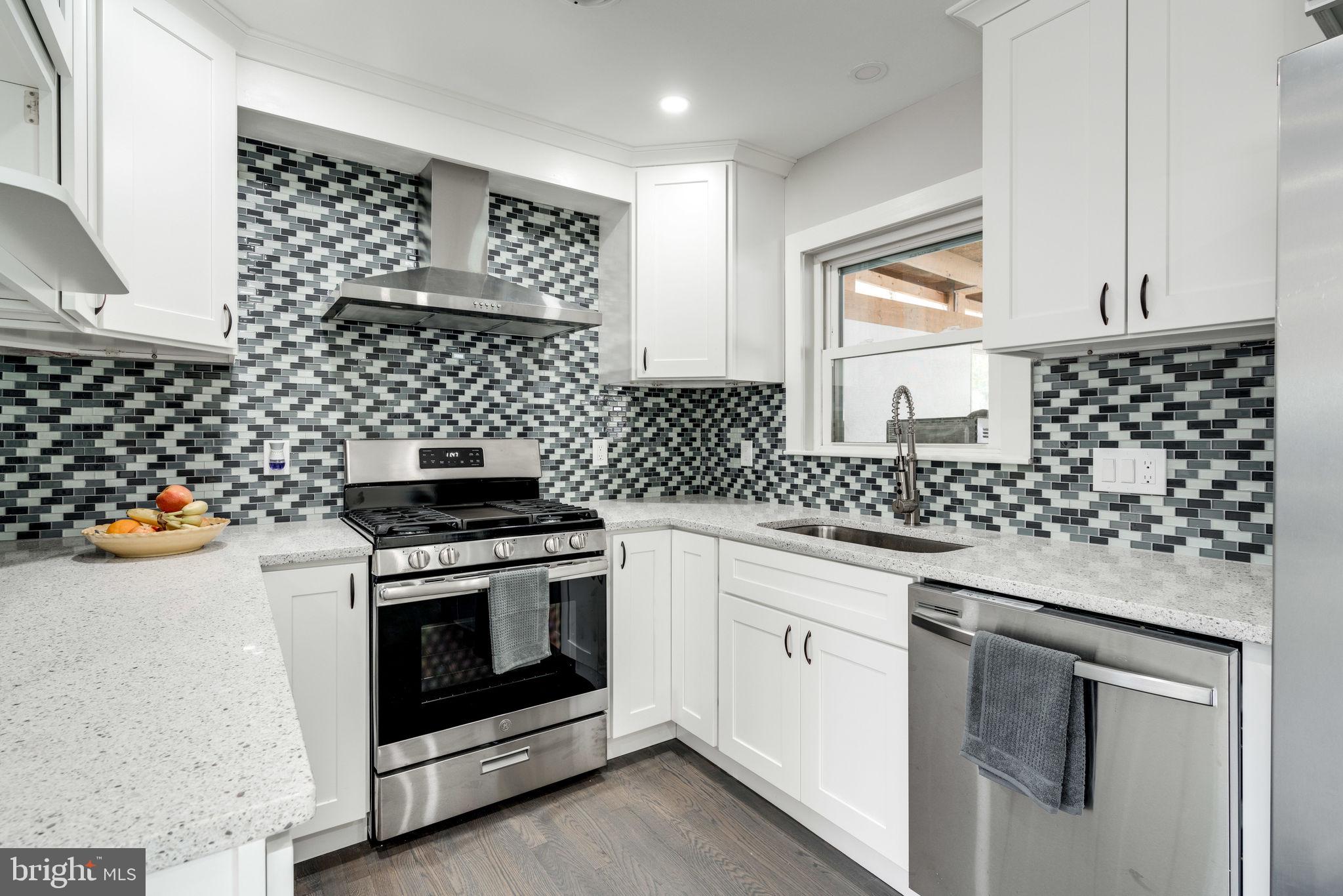 15208 Michigan Rd. Woodbridge, VA 22191 - Photo 14 of 38 Gallery Image 14
