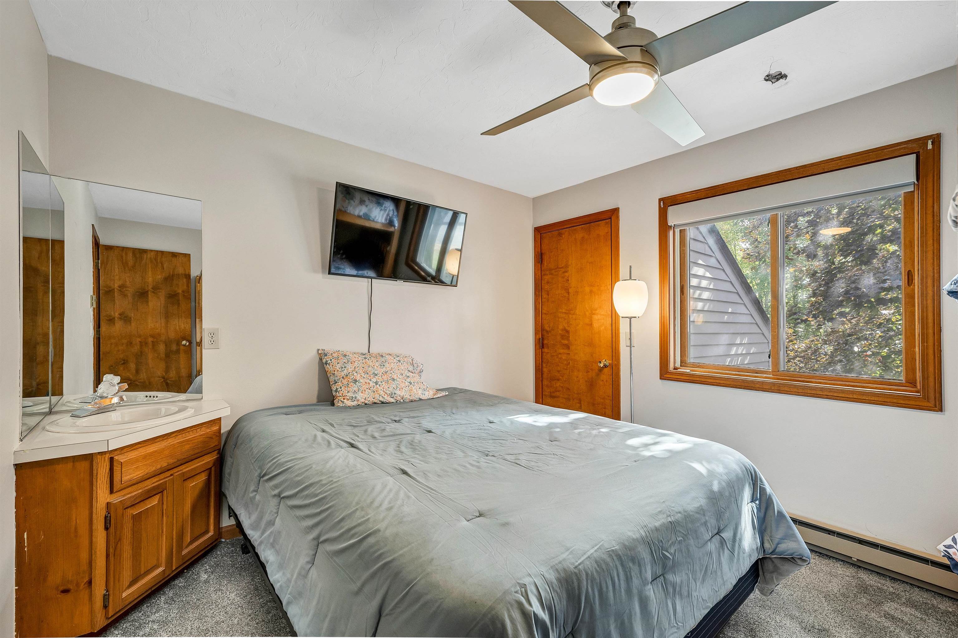 60 Weirs Road, Unit F6 Gilford, NH 03249 - Photo 17 of 40