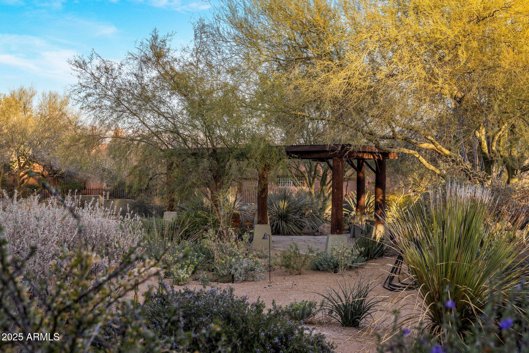 25002 North Quail Haven Drive Rio Verde, AZ 85263 - Photo 45 of 71 East Garden