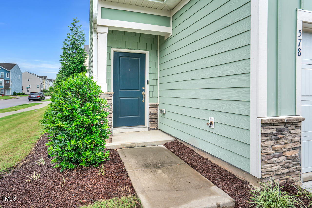 578 Metro Station Apex, NC 27502 - Photo 3 of 43 5-DSC04519