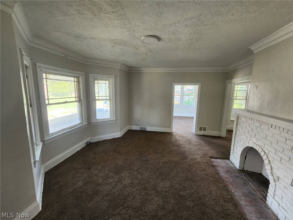 974 Eddy Road Cleveland, OH 44108 - Photo 2 of 48