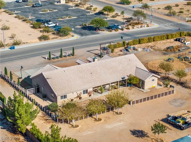 $800,000 | 921 West Gubler Avenue, Logandale, NV 89021