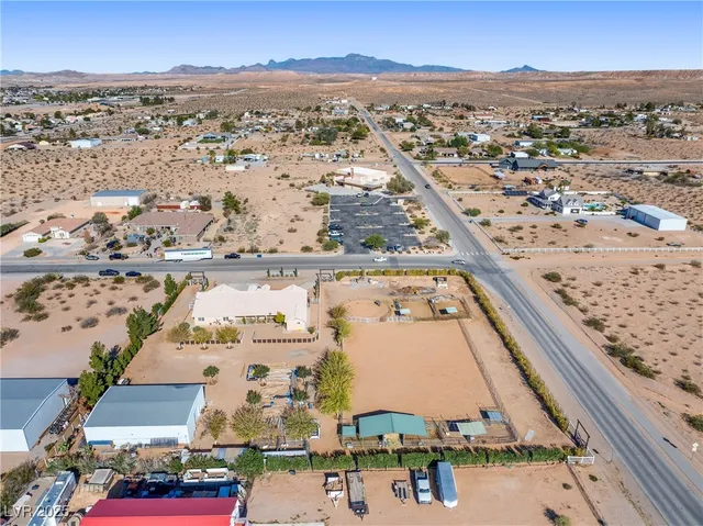 $800,000 | 921 West Gubler Avenue, Logandale, NV 89021