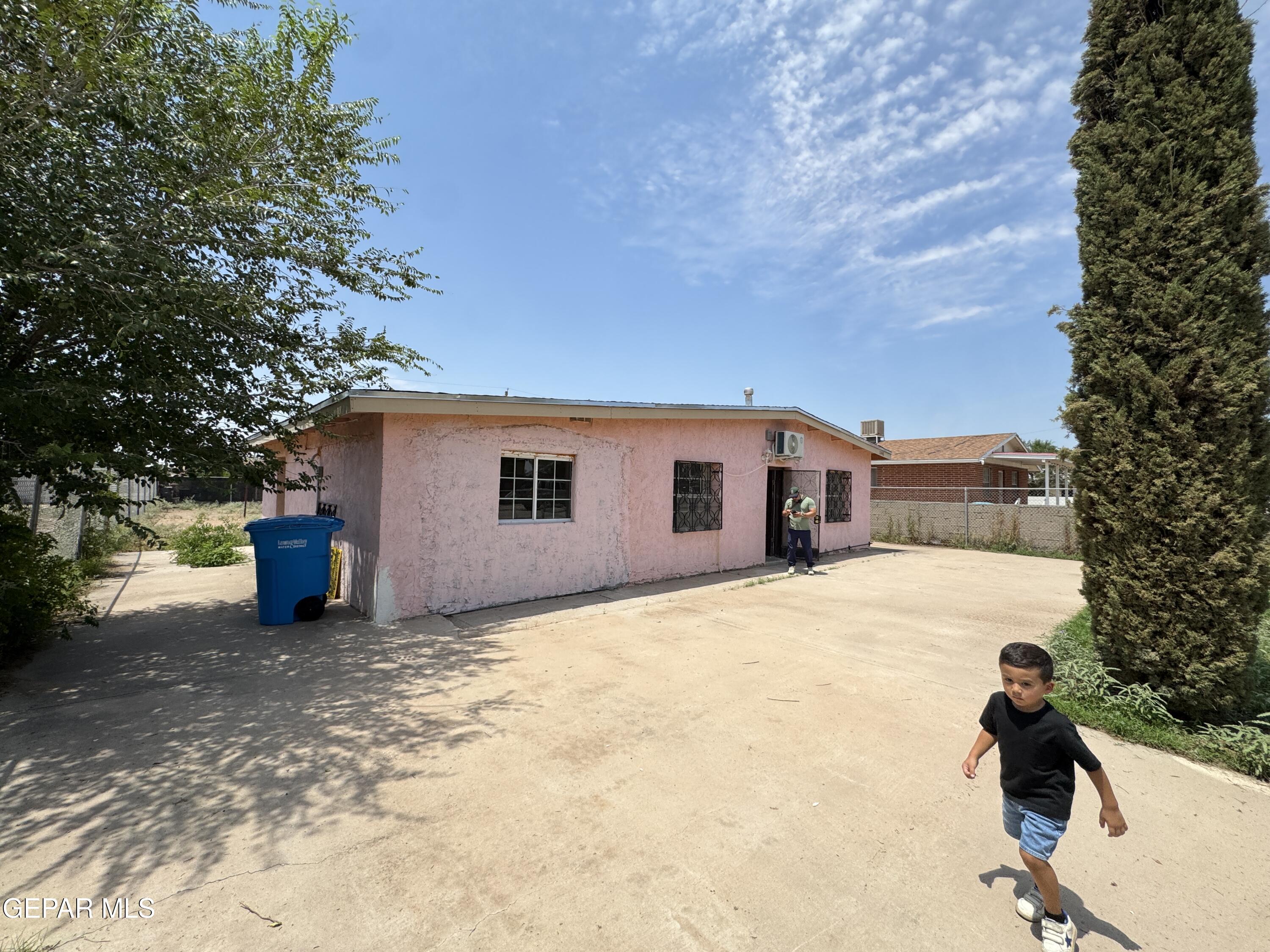 11448 Ernest Road Socorro, TX 79927 - Photo 2 of 18 IMG_0054