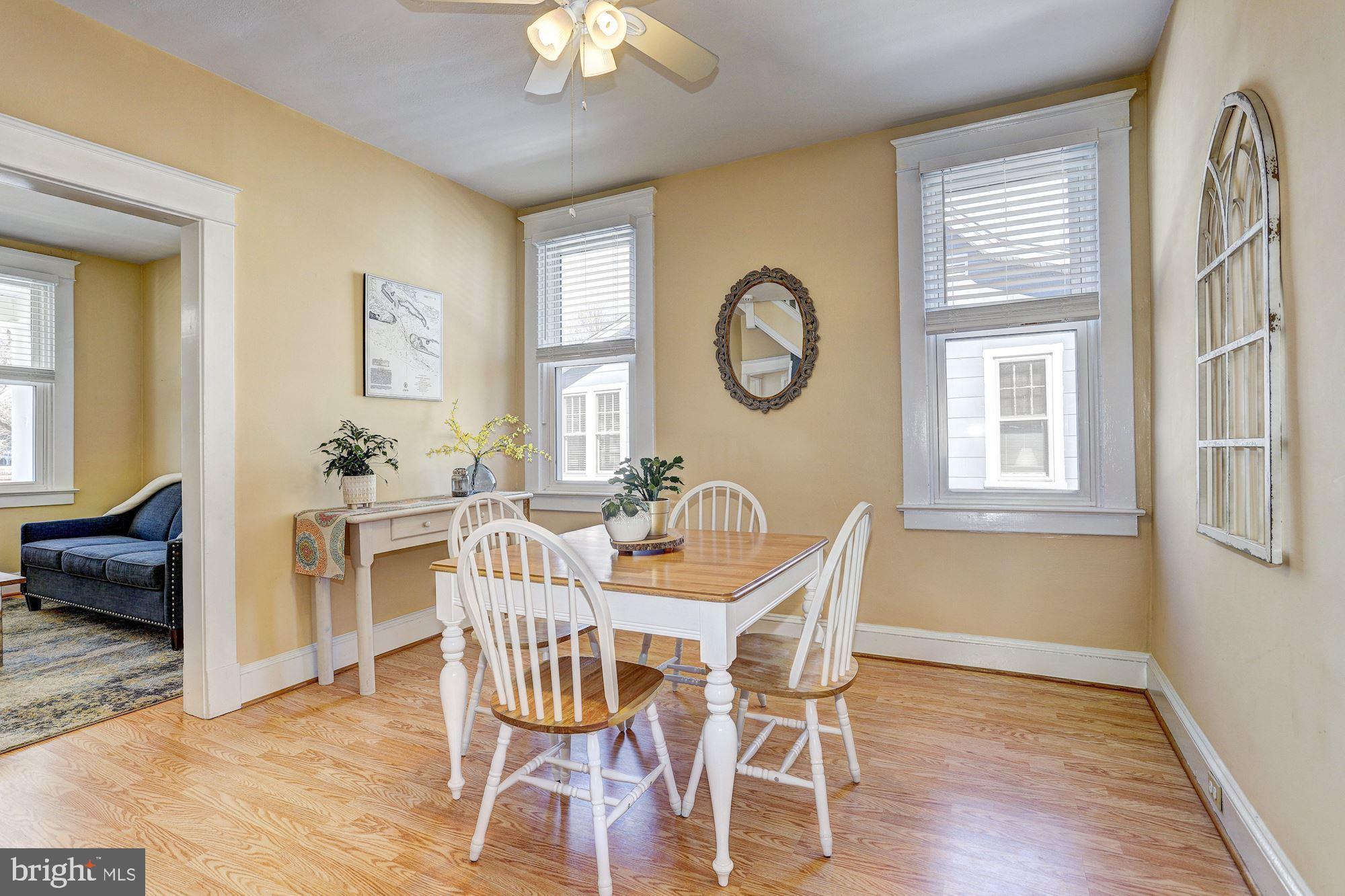 11 Edmondson Ridge Road Baltimore, MD 21228 - Photo 5 of 31 Dining Room
