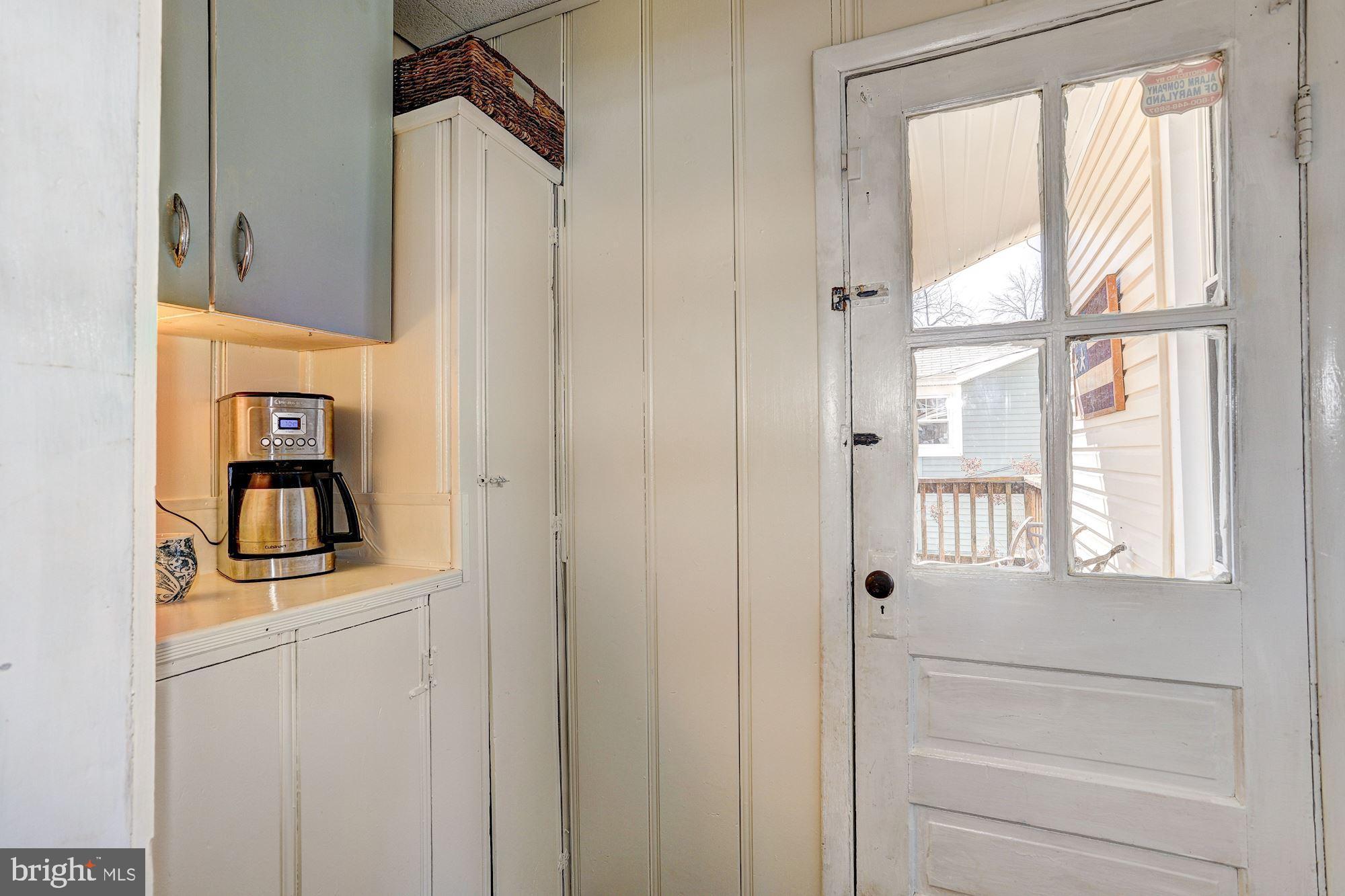 11 Edmondson Ridge Road Baltimore, MD 21228 - Photo 9 of 31 Pantry | Mud Room