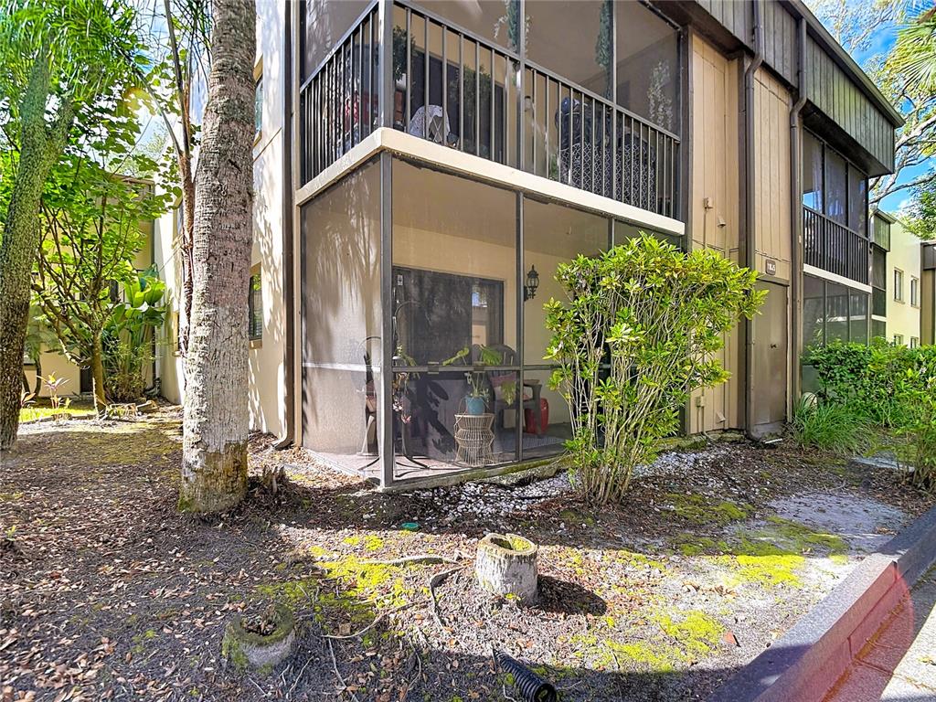 11805 Raintree Lake Lane, Unit B Temple Terrace, FL 33617 - Photo 32 of 35