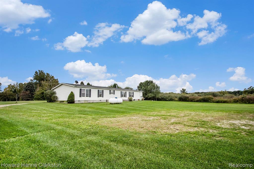 8955 Brooks Road Brown City, MI 48416 - Photo 31 of 32 Gallery Image 31
