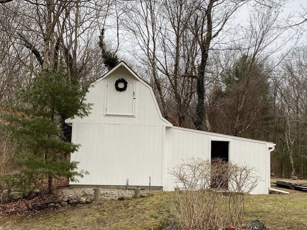 54 Northbridge Road Mendon, MA 01756 - Photo 33 of 39