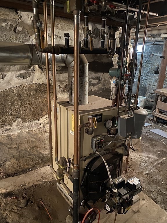 54 Northbridge Road Mendon, MA 01756 - Photo 35 of 39 a view of a room with gym equipment