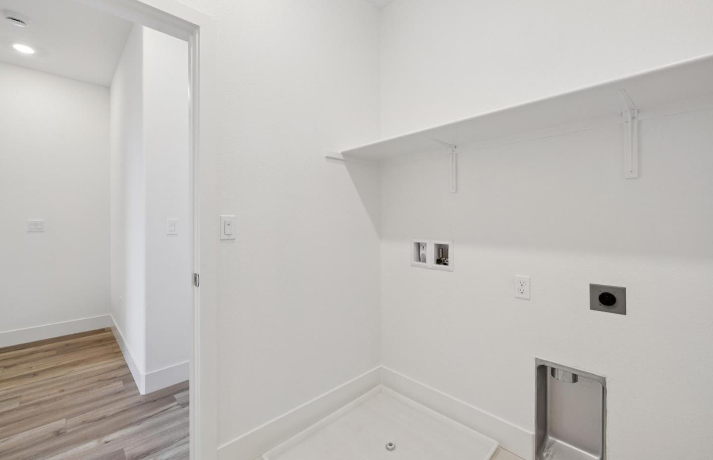 1357 Lilac Way Milpitas, CA 95035 - Photo 62 of 62 a view of small space