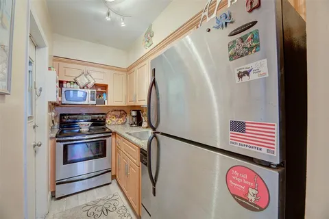 $595,000 | 1815 North Surf Road, Unit 403, Hollywood, FL 33019