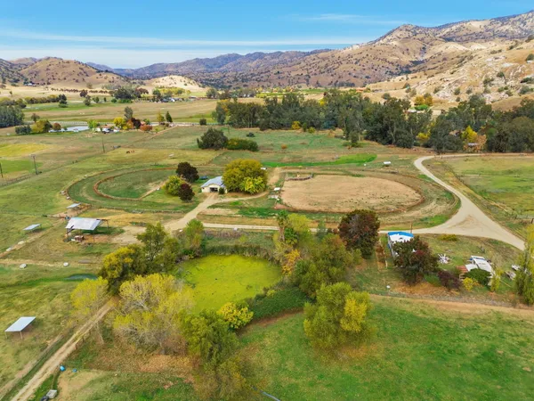 $760,000 | 32272 Ave 176, Springville, CA 93265