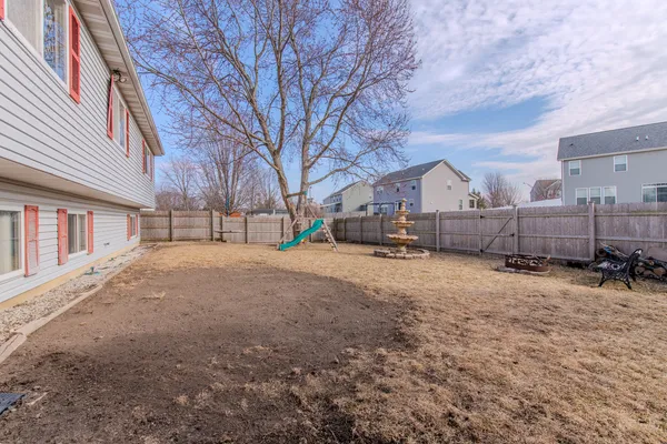 $365,000 | 26461 West Stonebriar Way, Channahon, IL 60410