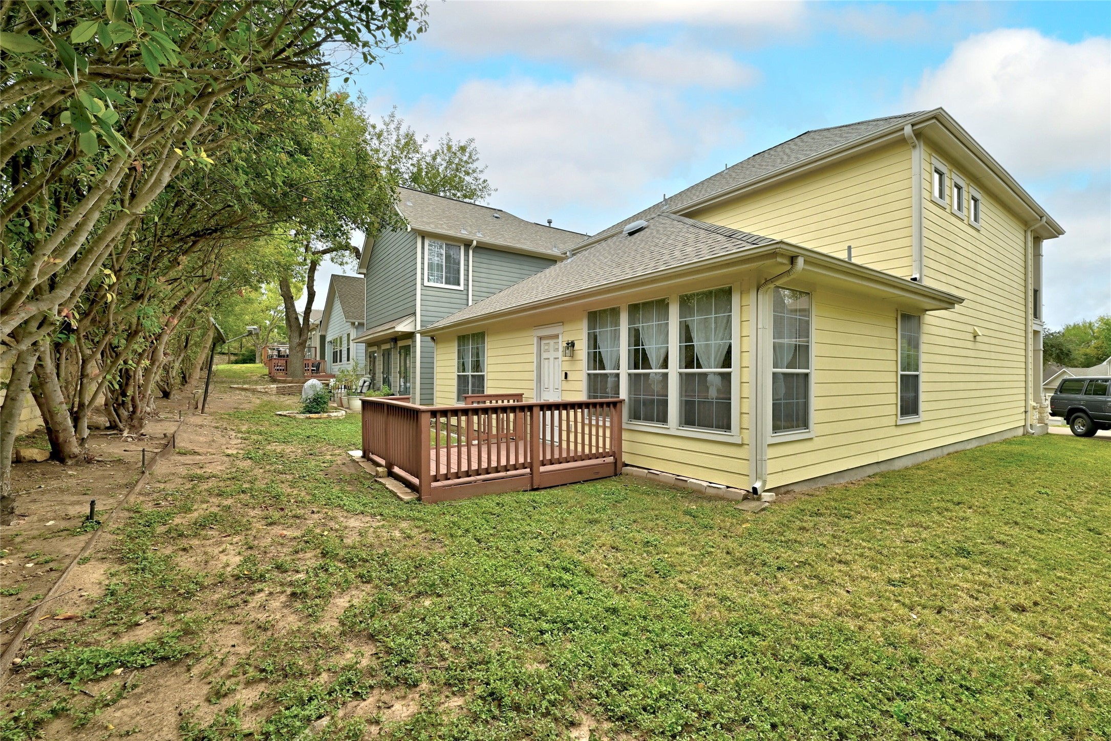 411 West St Elmo Road, Unit 34 Austin, TX 78745 - Photo 33 of 34