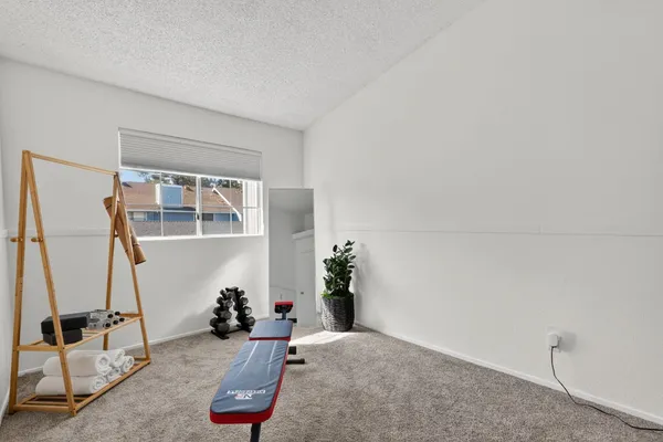 a view of livingroom with furniture