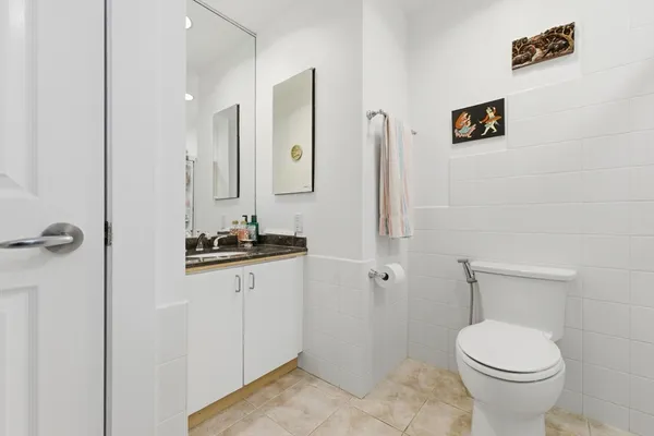 $1,229,000 | 626 Washington Street, Unit 4, Brookline, MA 02446