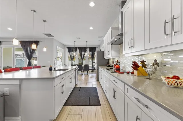 $1,690,000 | 10412 Doth Street, Orlando, FL 32836