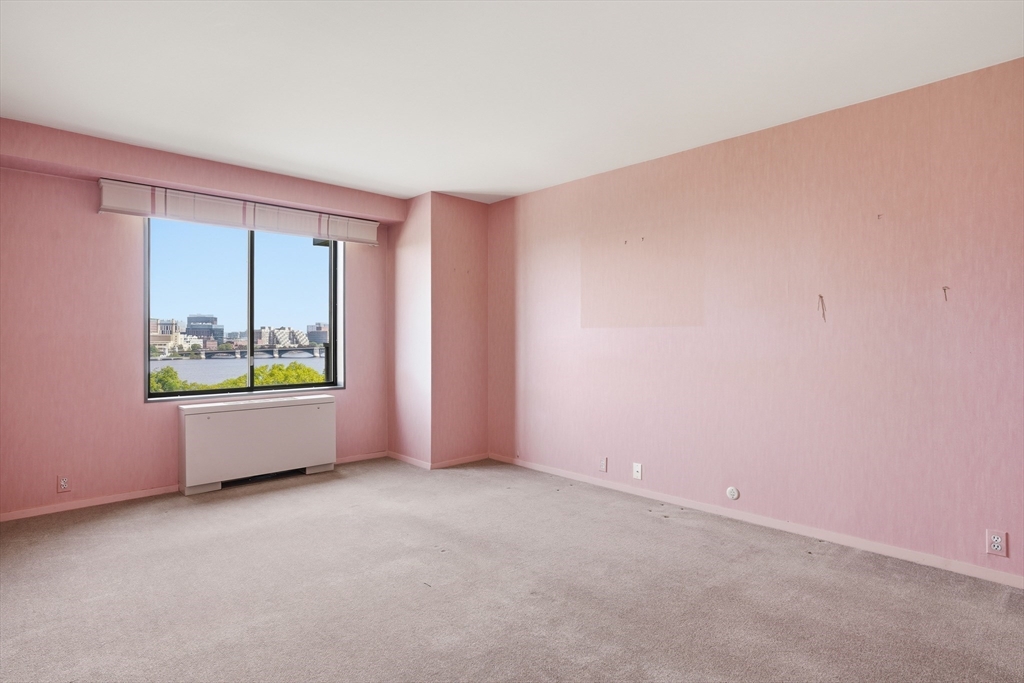 180 Beacon Street, Unit 8DE Boston, MA 02116 - Photo 13 of 31