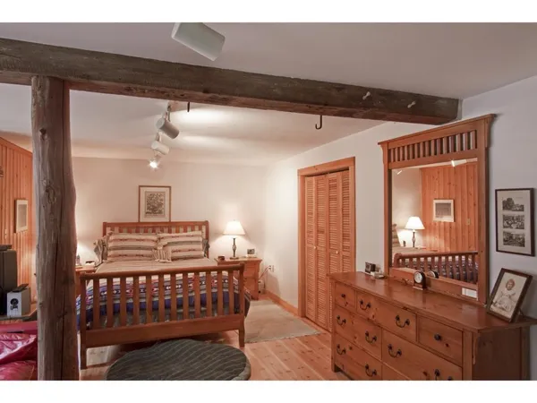 $649,900 | 212 Thrall Road, Poultney, VT 05764