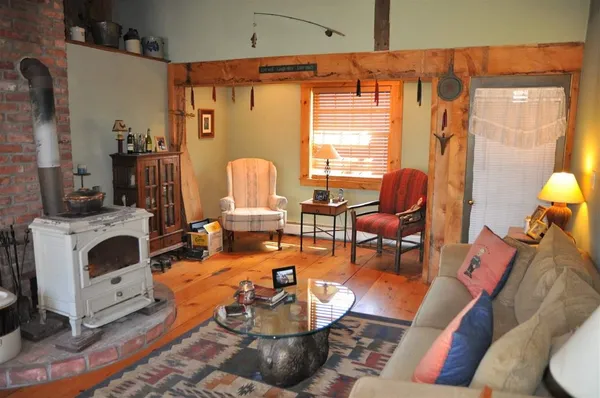 $649,900 | 212 Thrall Road, Poultney, VT 05764
