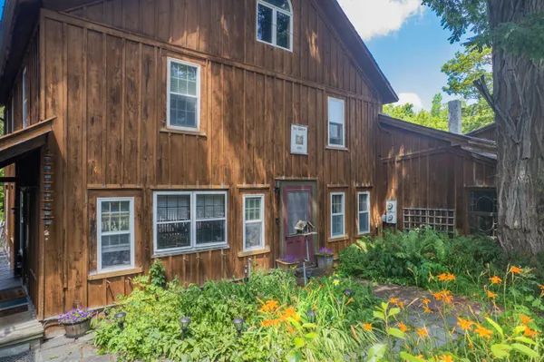 $649,900 | 212 Thrall Road, Poultney, VT 05764