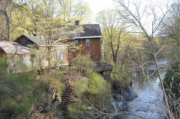 $649,900 | 212 Thrall Road, Poultney, VT 05764
