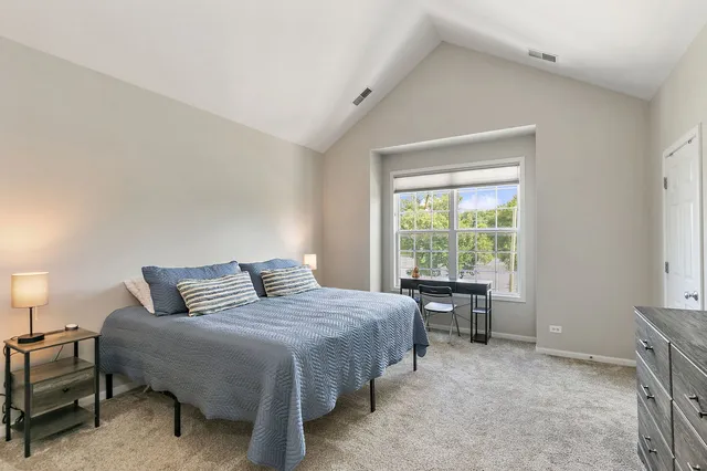 $395,000 | 420 North Harrison Street, Algonquin, IL 60102