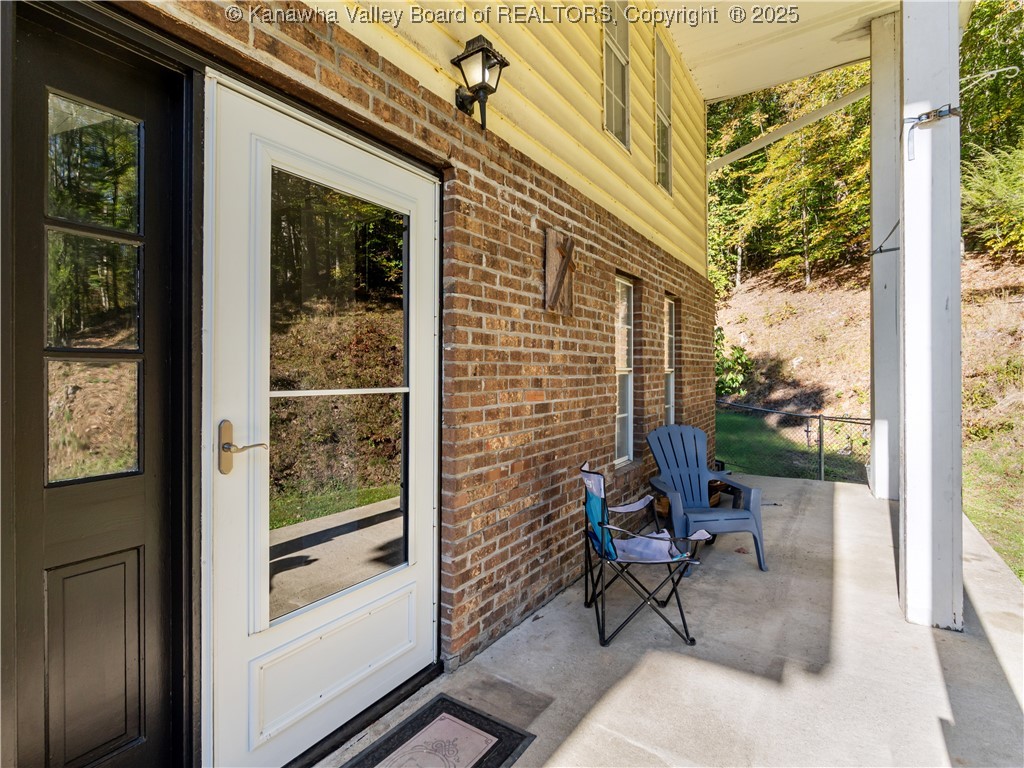 98 Coco Road Elkview, WV 25071 - Photo 11 of 35 Gallery Image 11