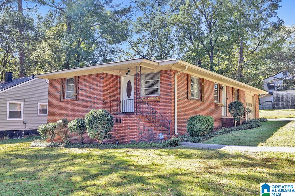 117 Westbrook Road Bessemer, AL 35023 - Photo 2 of 19