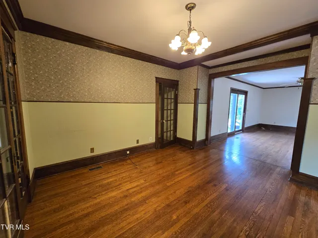 $334,500 | 113 West 2nd Street South, Big Stone Gap, VA 24219