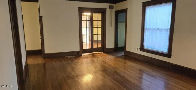 $334,500 | 113 West 2nd Street South, Big Stone Gap, VA 24219