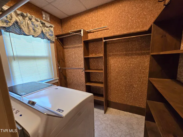 $334,500 | 113 West 2nd Street South, Big Stone Gap, VA 24219