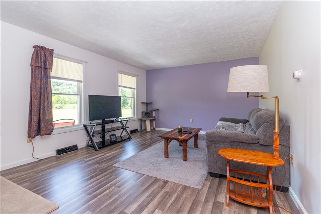 290 Blackstone Road Leechburg, PA 15656 - Photo 5 of 38